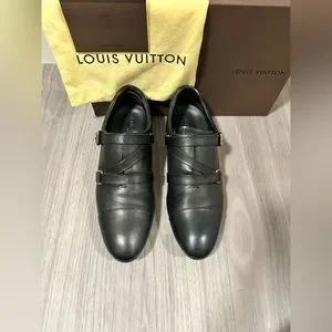 Authentic Louis Vuitton Asphalt Sneaker Men Calf Leather, Size UK 7.5, US 8.5 Louis Vuitton | Shoes | Authentic Louis Vuitton Asphalt  main image 2